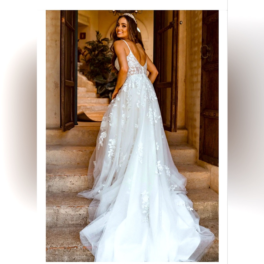 Tania Olsen Wedding Dress